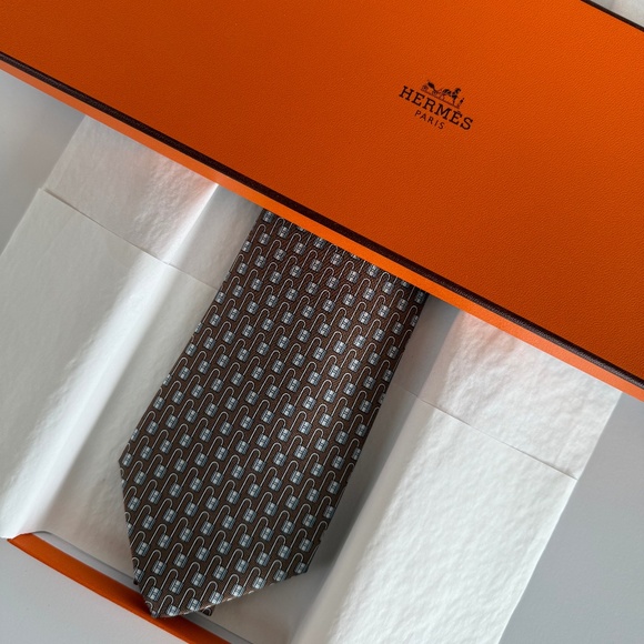 Hermes Silk Tie (brand new, in box) - Picture 1 of 5
